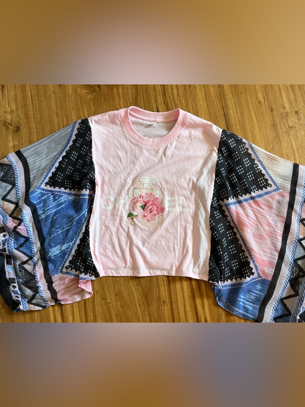 Pink Floral Graphic Crop Top with Patterned butterfly Sleeves